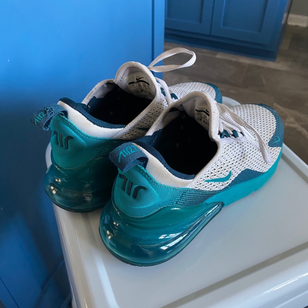 Nike Air Max 270